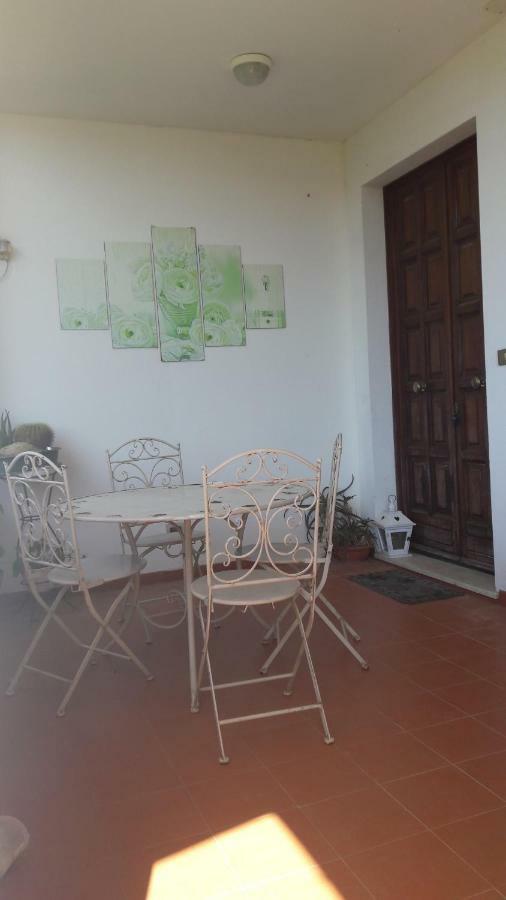 Dolci Ricordi Apartment ลีวอร์โน ภายนอก รูปภาพ